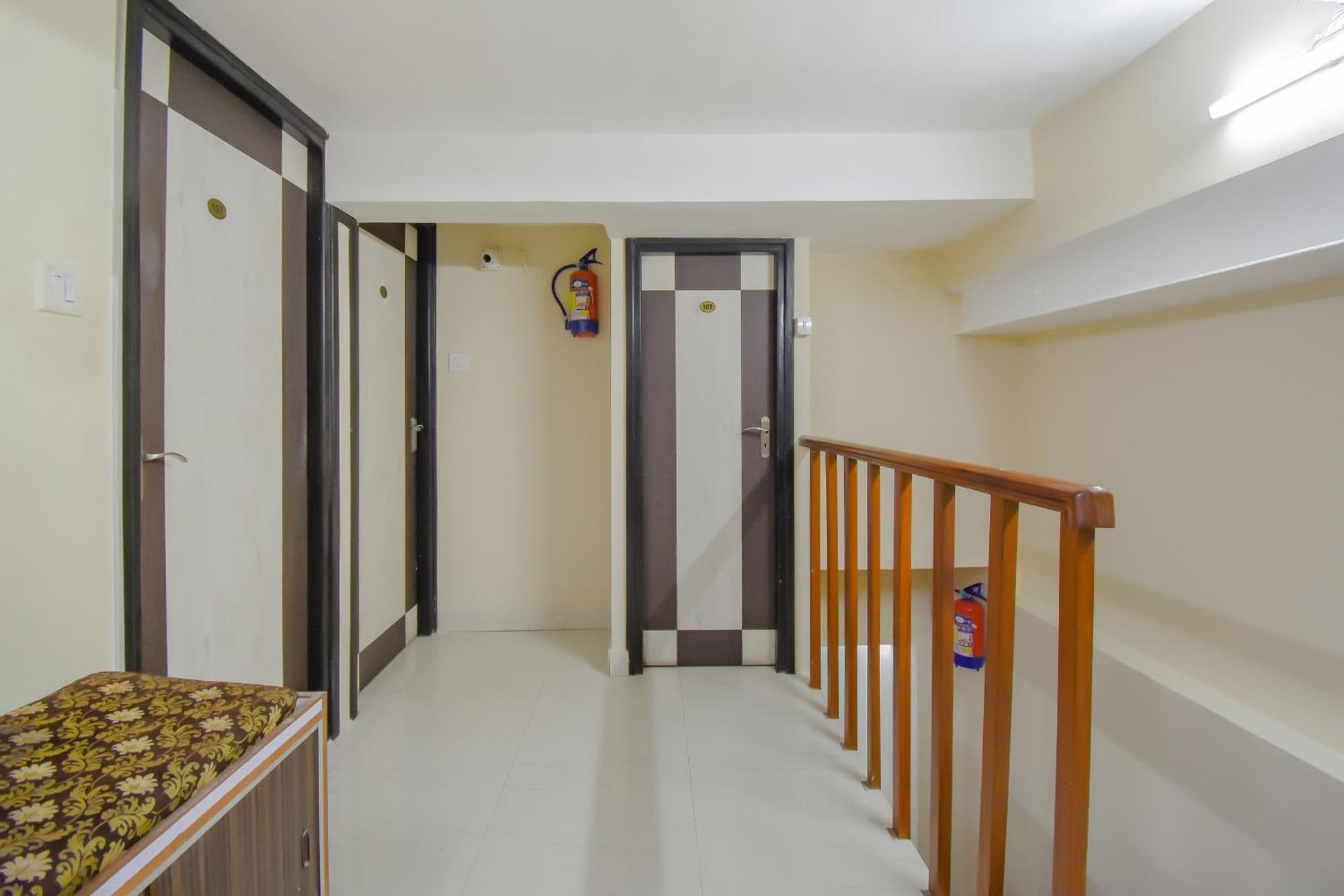 Hotel O Lindsay Inn Guest House Calcutta Calcutta Bara Bazar Exteriér fotografie